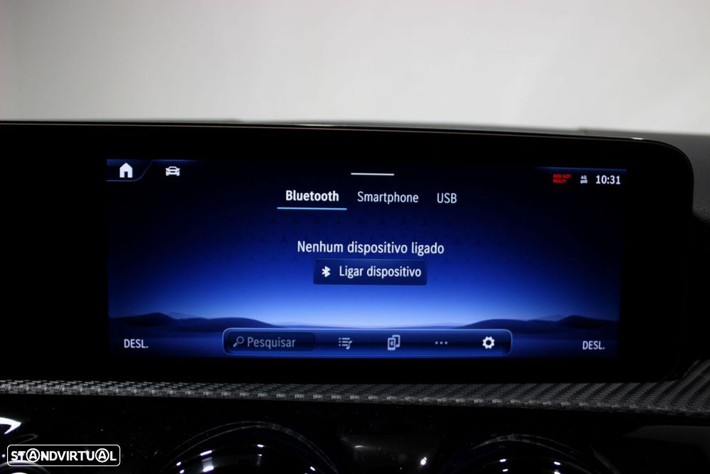 Mercedes-Benz A 250 e - 24