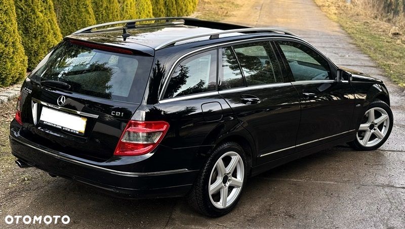 Mercedes-Benz Klasa C 220 CDI DPF Automatik BlueEFFICIENCY Avantgarde - 35