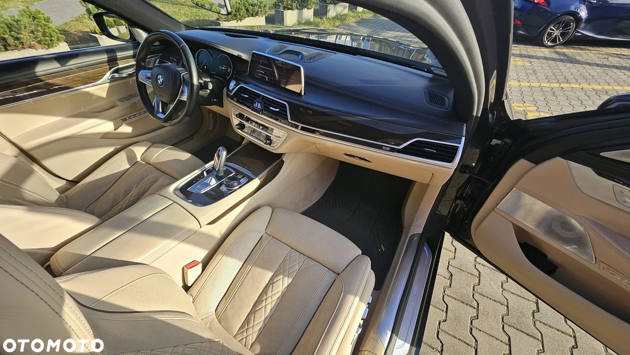 BMW Seria 7 740d xDrive - 16