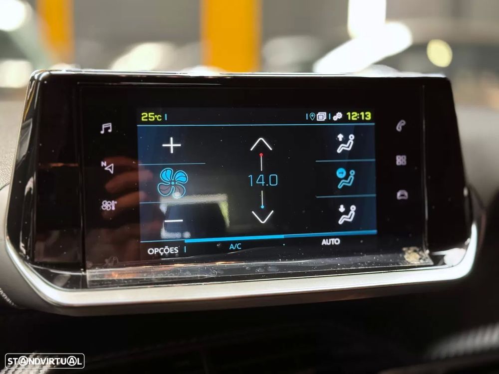 Peugeot e-2008 50 kWh Active Pack - 13