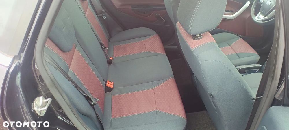 Ford Fiesta 1.25 Titanium - 17