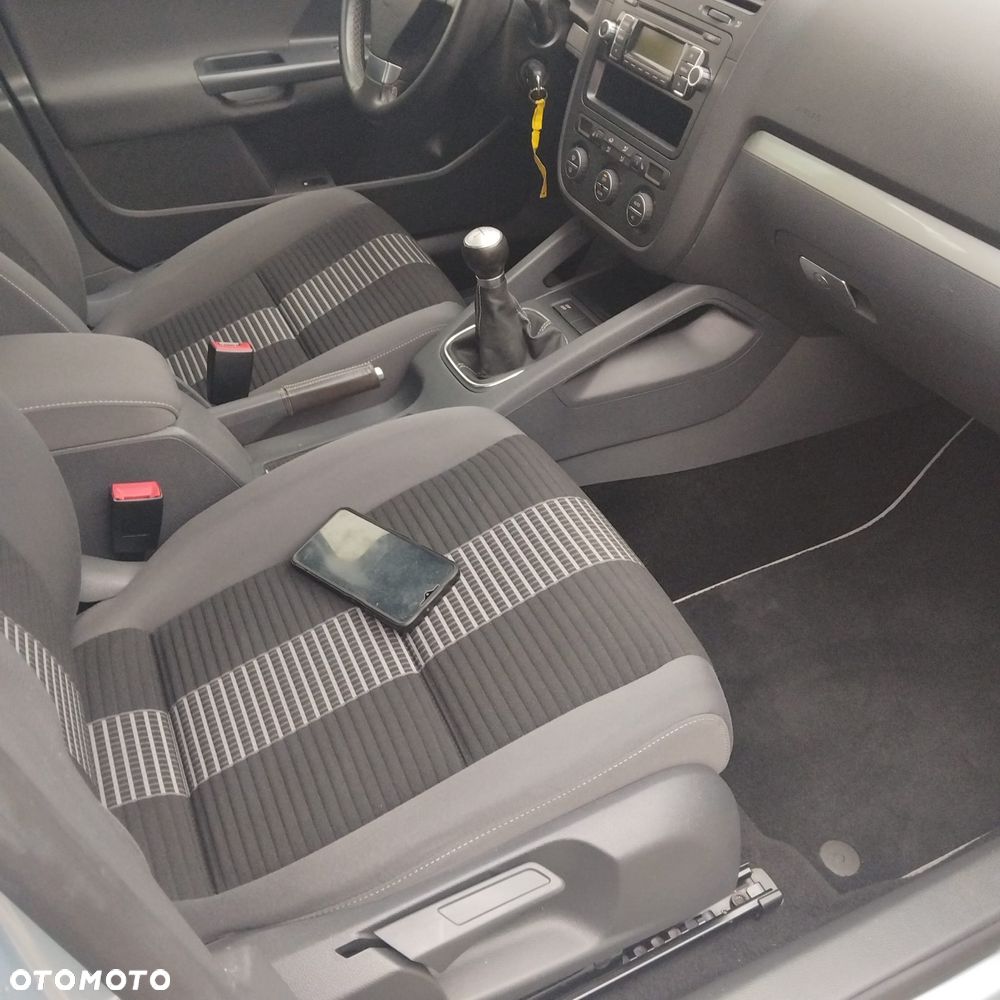 Volkswagen Golf 1.6 United - 17