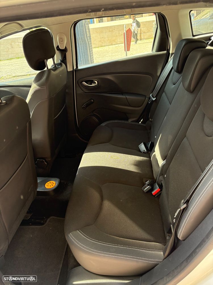 Renault Clio Sport Tourer 1.5 dCi Limited EDition - 22