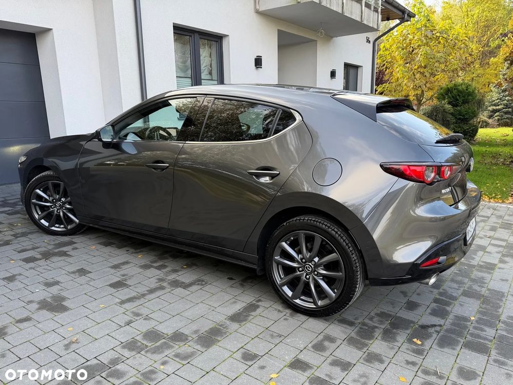 Mazda 3 2.0 mHEV Hikari - 28