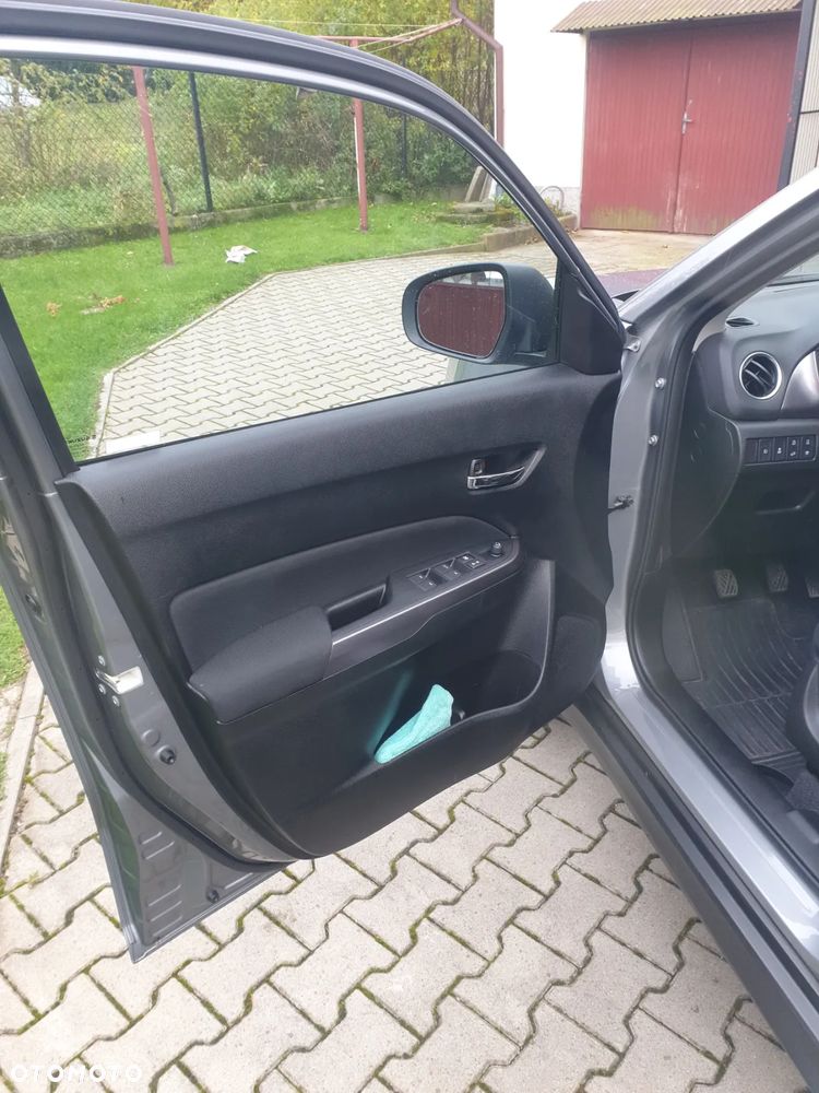 Suzuki Vitara 1.4 Boosterjet SHVS Premium 4WD - 16