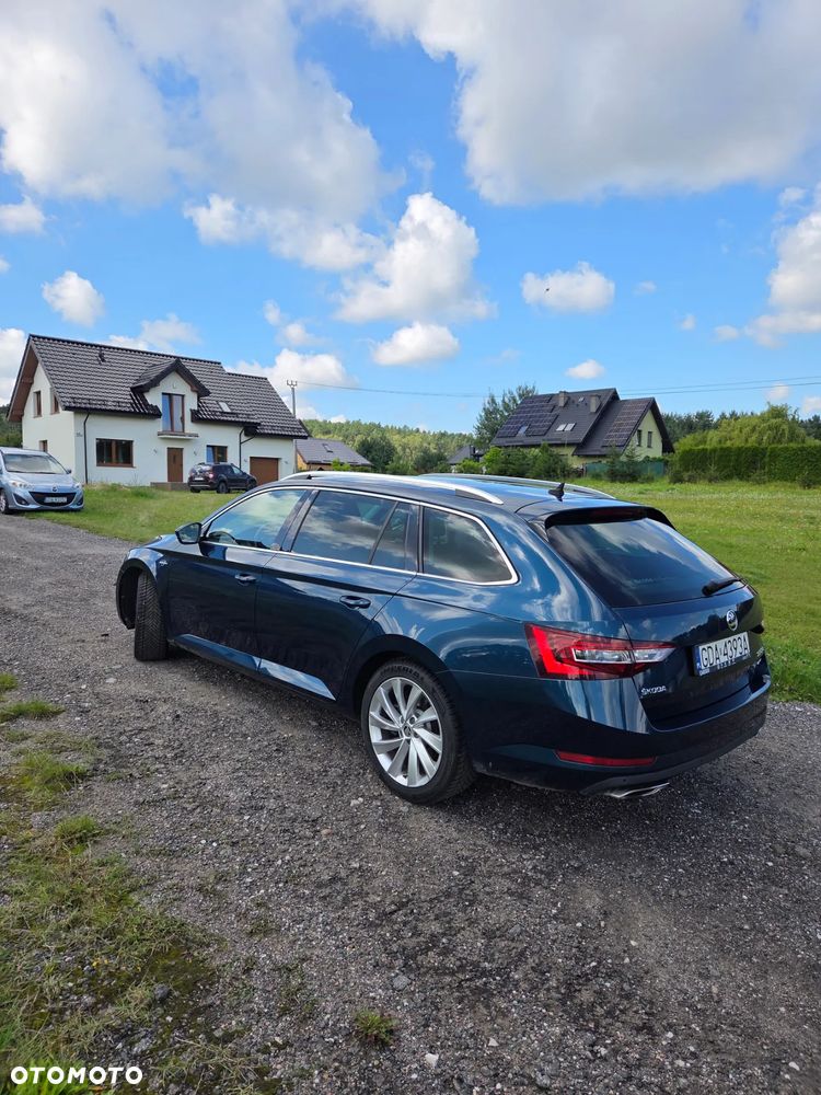 Skoda Superb 2.0 TSI 4x4 L&K DSG - 3