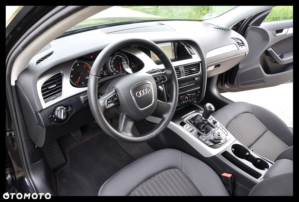 Audi A4 Avant 2.0 TDI DPF Ambiente - 5