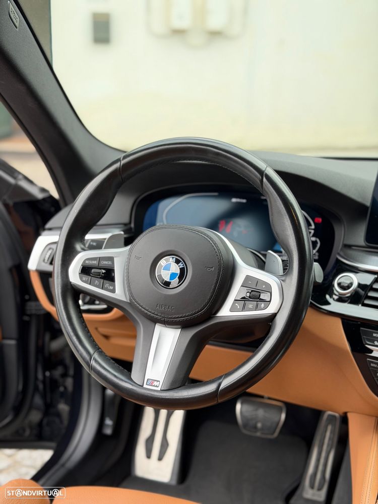BMW 520 e Pack M - 13