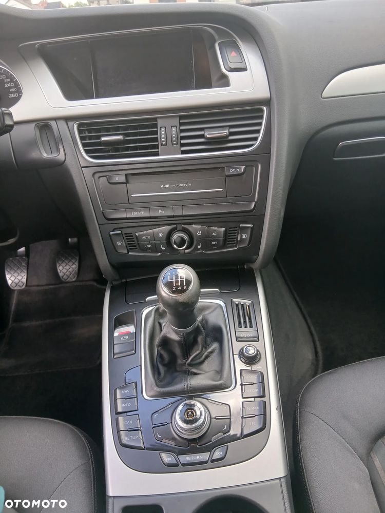 Audi A4 Avant - 23