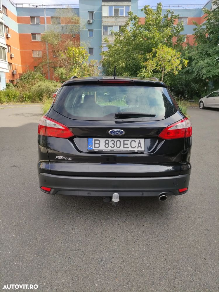 Ford Focus 2.0 TDCI DPF Powershift Titanium - 10