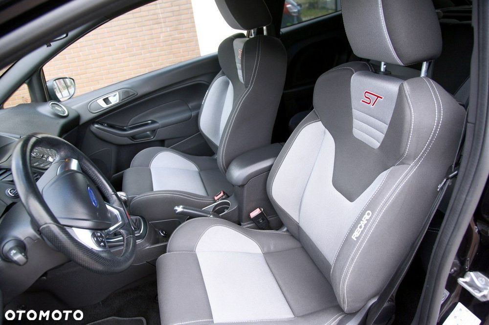 Ford Fiesta ST - 21