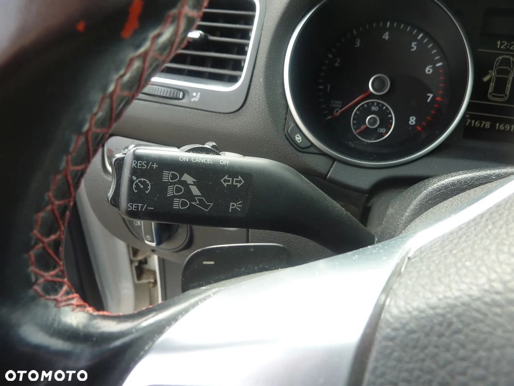 Volkswagen Golf 2.0 GTI DSG - 18