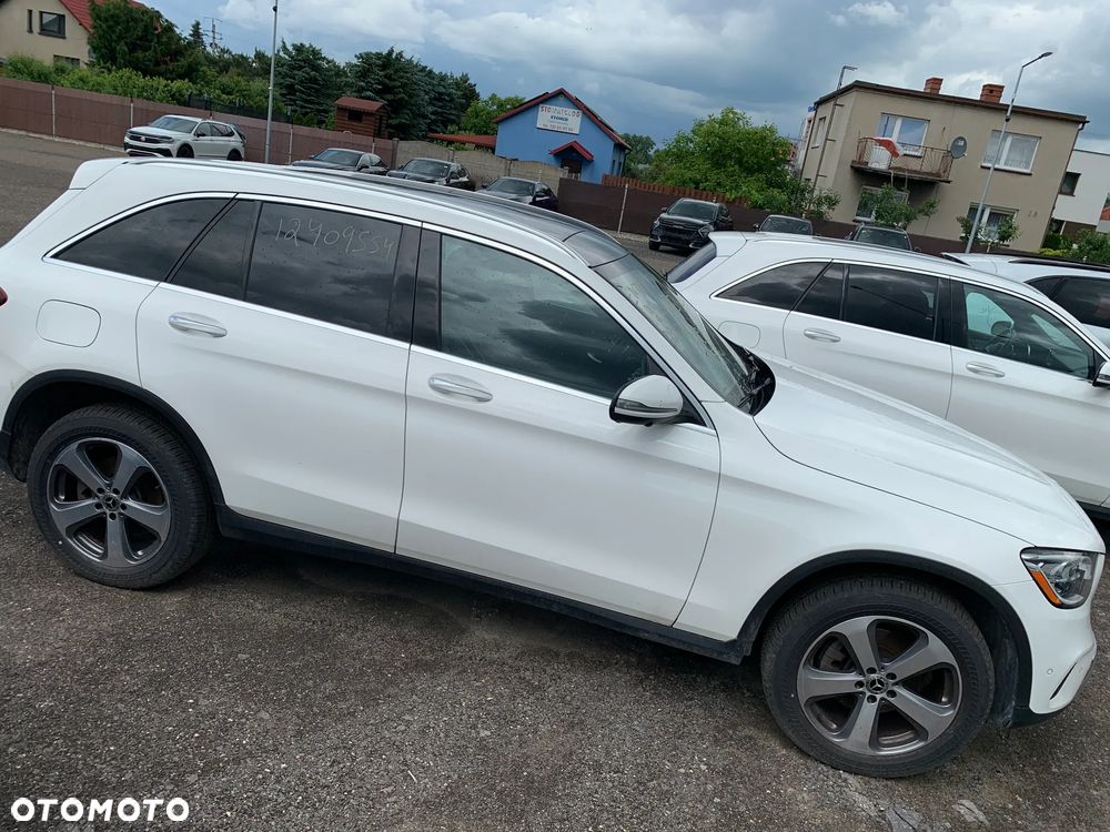 Mercedes-Benz GLC 300 4Matic 9G-TRONIC - 13