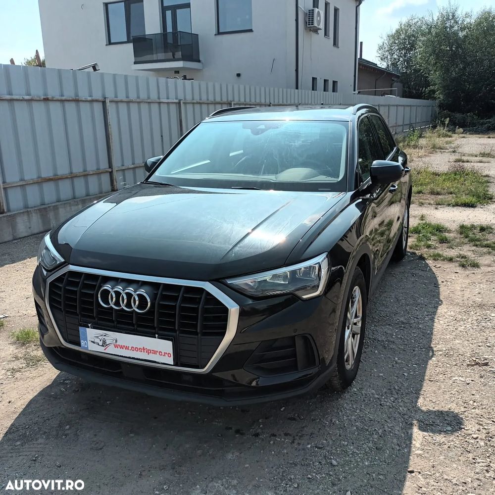 Audi Q3 35 TDI S tronic - 1