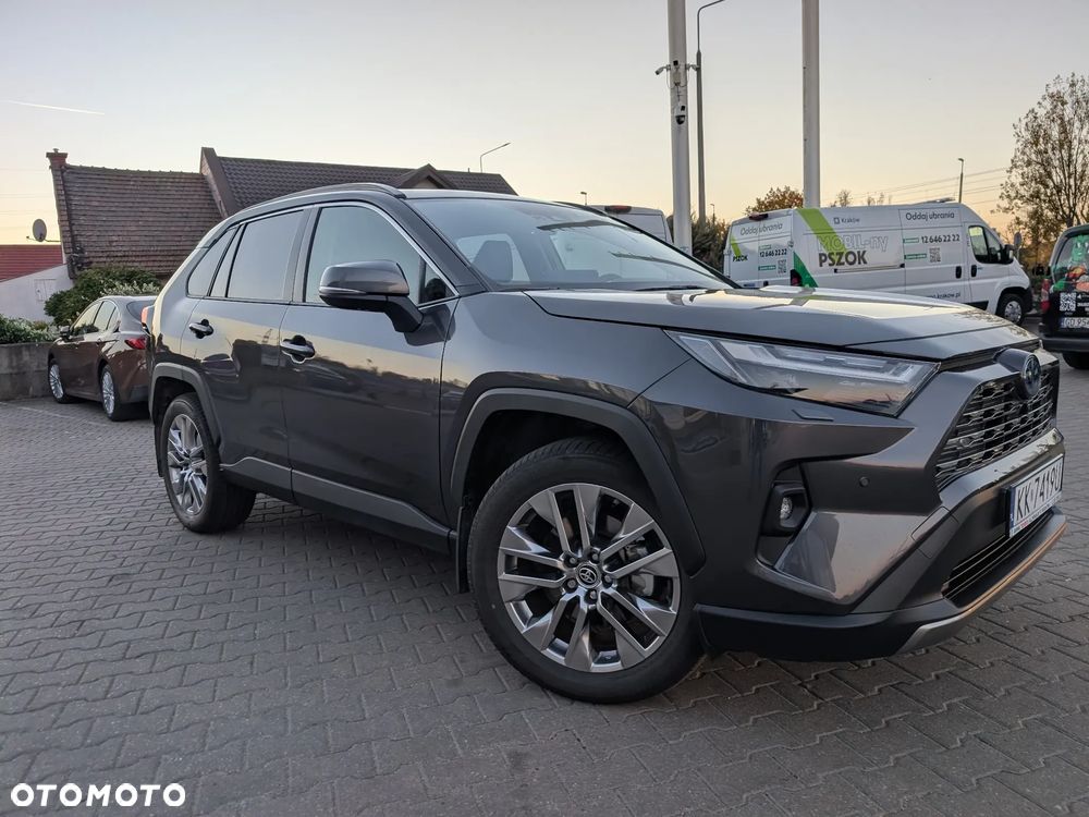 Toyota RAV4 - 5