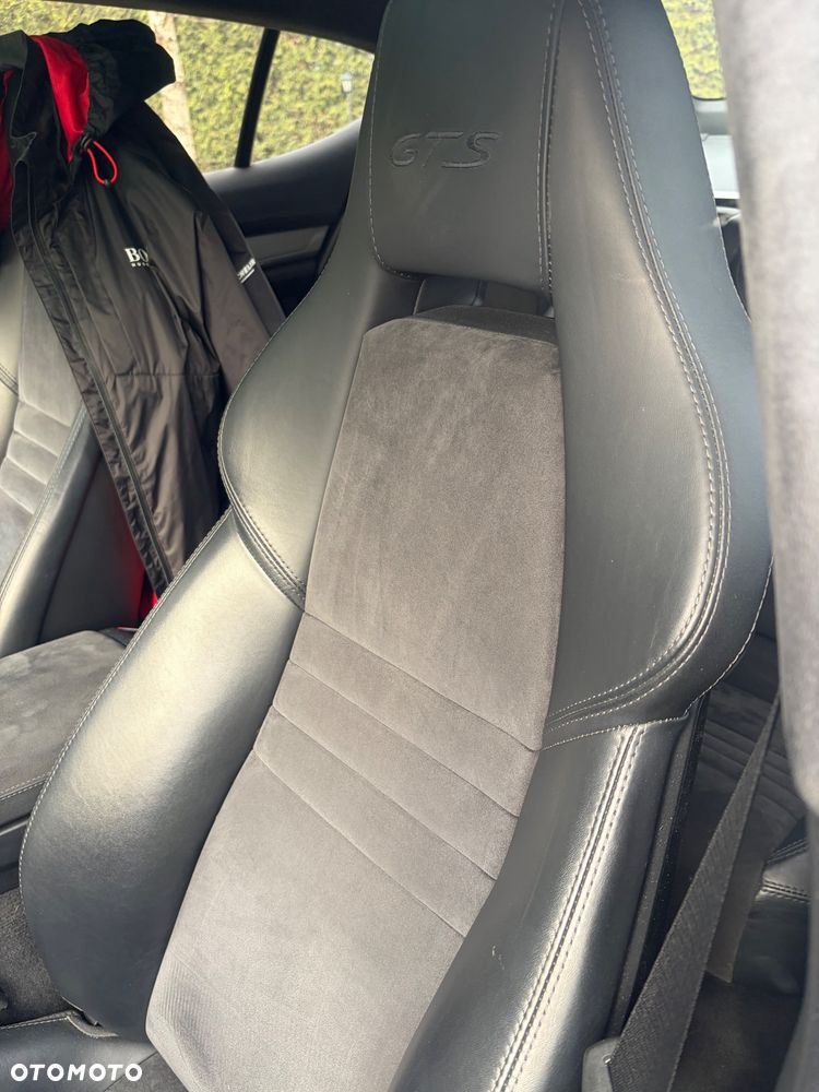 Porsche Panamera GTS - 13