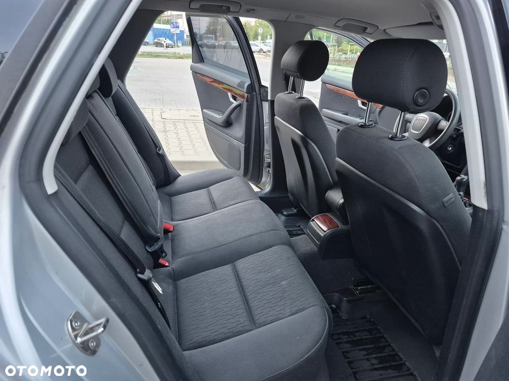 Audi A4 Avant 1.8 T - 9