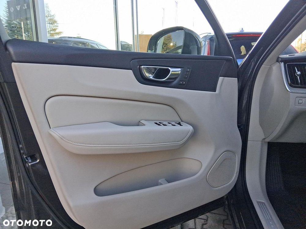 Volvo XC 60 - 14