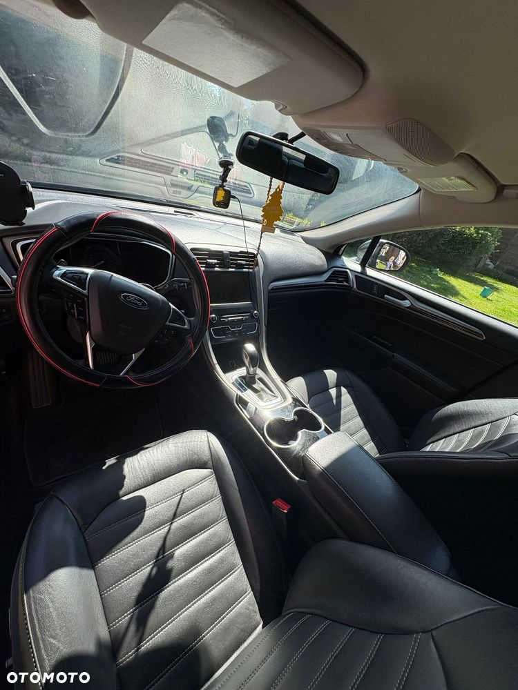 Ford Mondeo - 19
