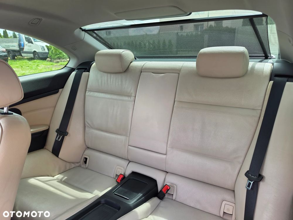 BMW Seria 3 330i xDrive Edition Exclusive - 13