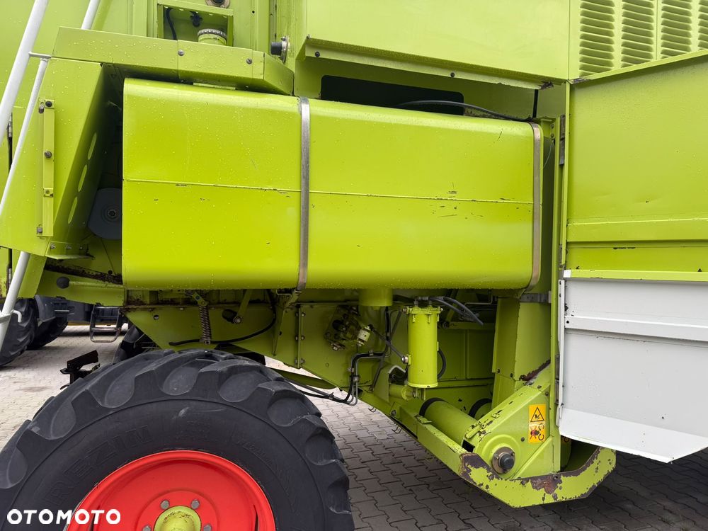 Claas Mega 208 II - 12