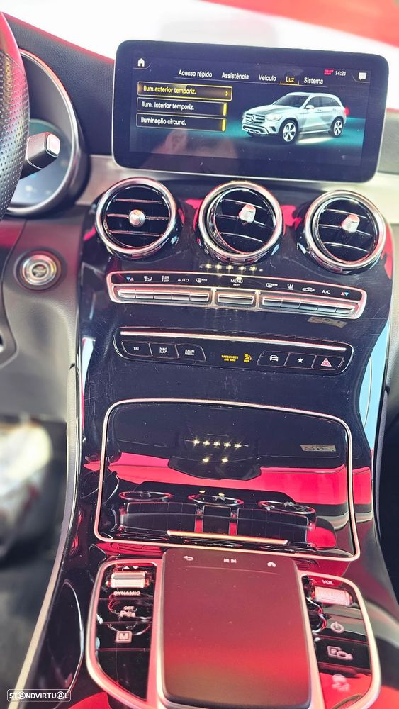 Mercedes-Benz GLC 300 de 4Matic 9G-TRONIC AMG Line - 41