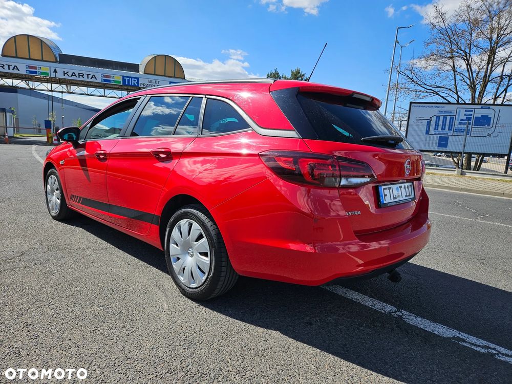 Opel Astra - 4