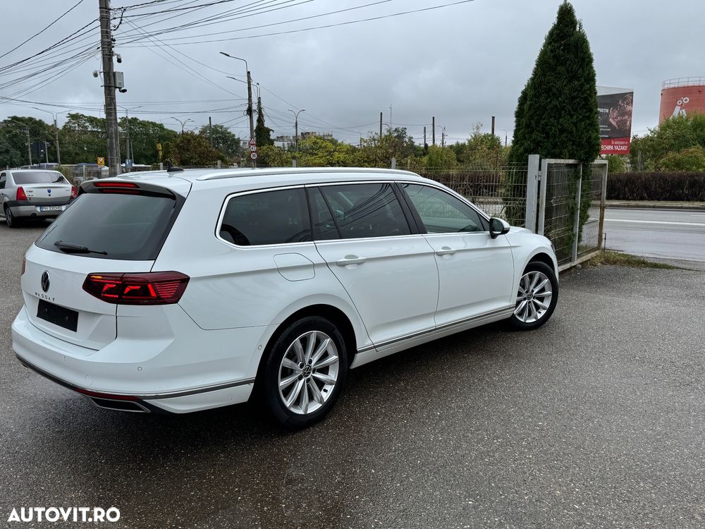Volkswagen Passat Variant 2.0 TDI SCR DSG Elegance - 5