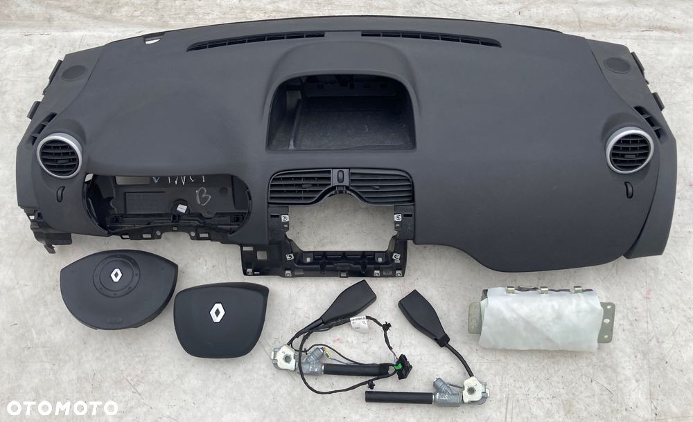 RENAULT KANGOO DESKA KONSOLA KOKPIT PULPIT PÓŁKA PARAPET AIRBAG PODUSZKI POWIETRZNE KIEROWCY PASAŻERA PODUSZKA POWIETRZNA FOTELA W FOTEL KURTYNY KURTYNA AIR BAG FOTELA PASY PAS - 1
