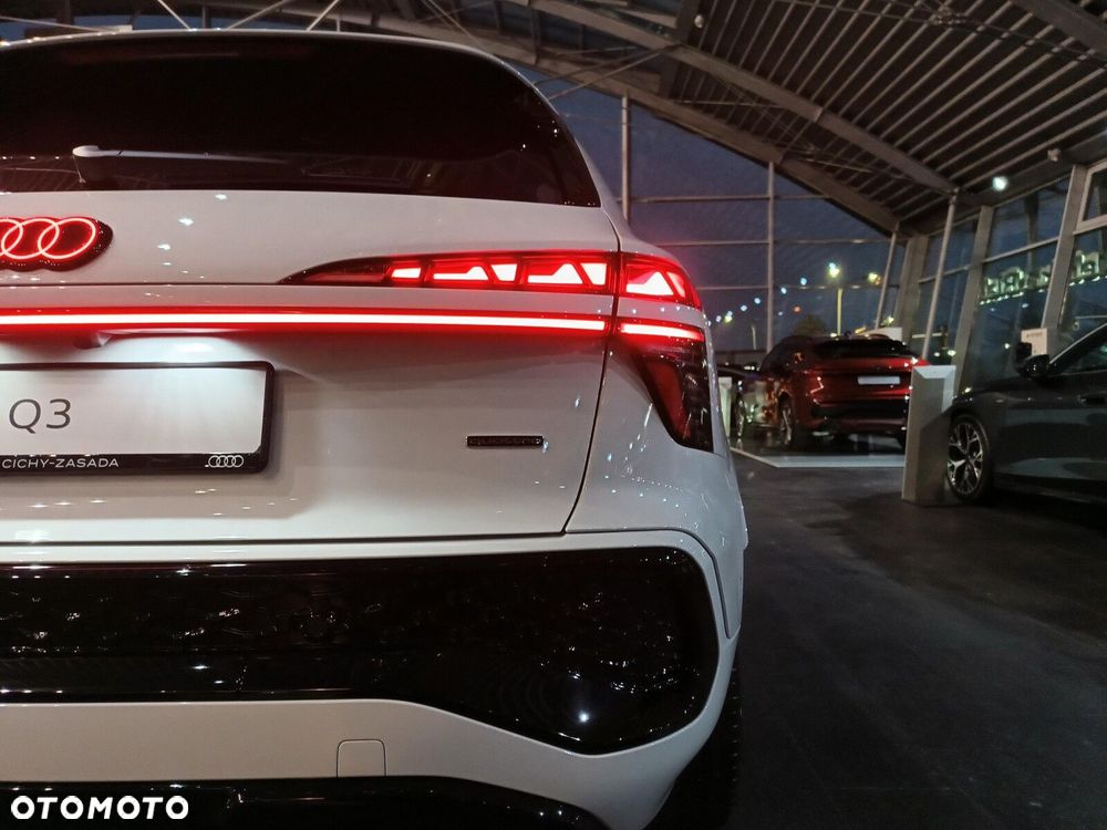 Audi Q3 - 40