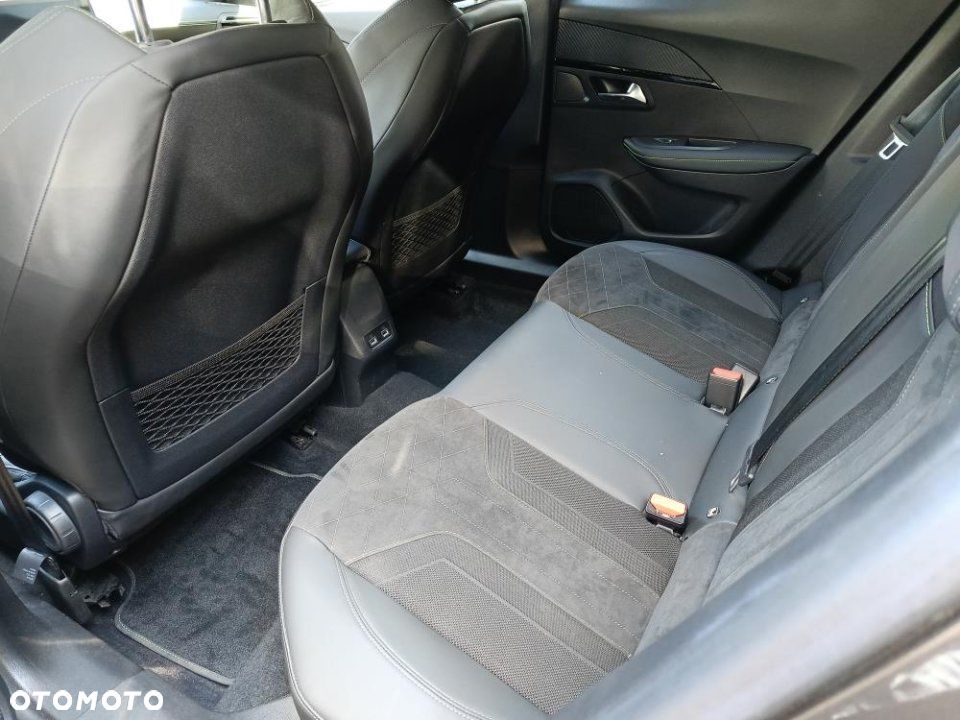 Peugeot 2008 - 18