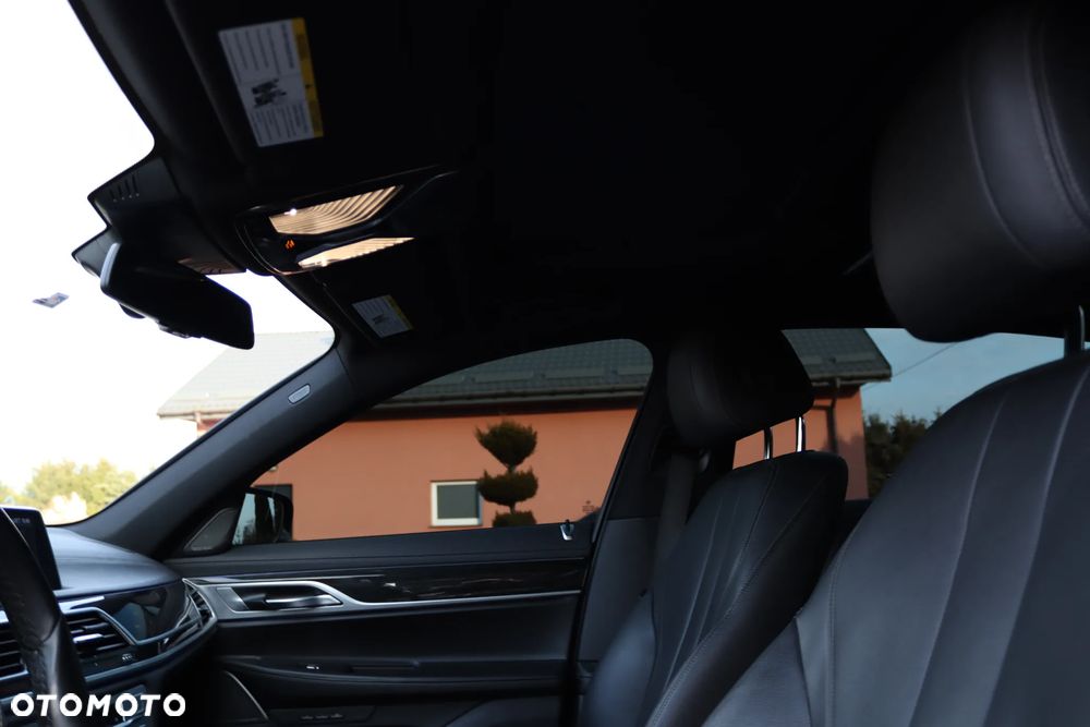 BMW Seria 7 740Li - 13