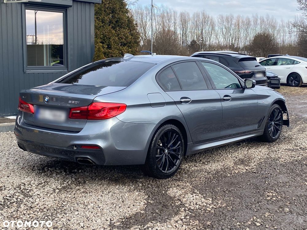 BMW Seria 5 530i xDrive M Sport sport - 11