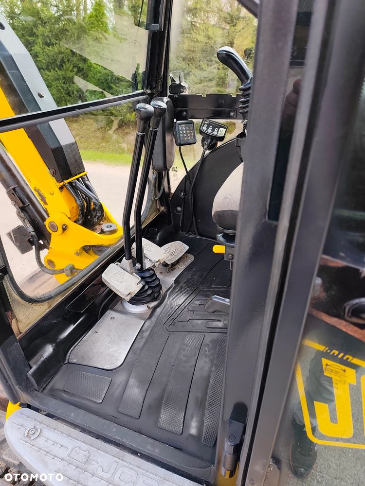 JCB 8026/2016Rok/3-Łyżki/5400Mth/Waga2.7T/ - 11