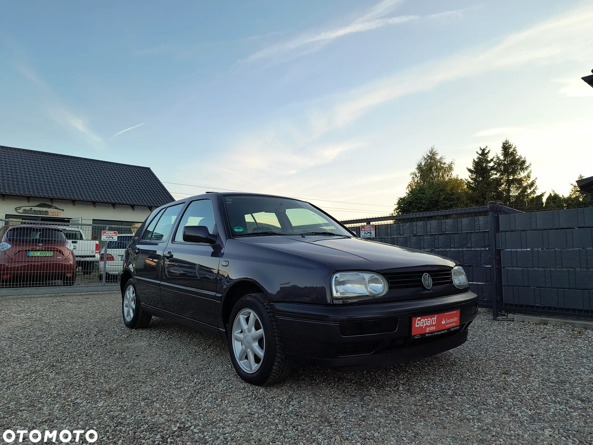 Volkswagen Golf - 3
