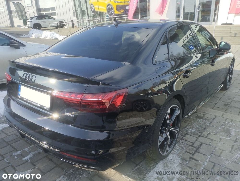 Audi A4 Limousine - 5