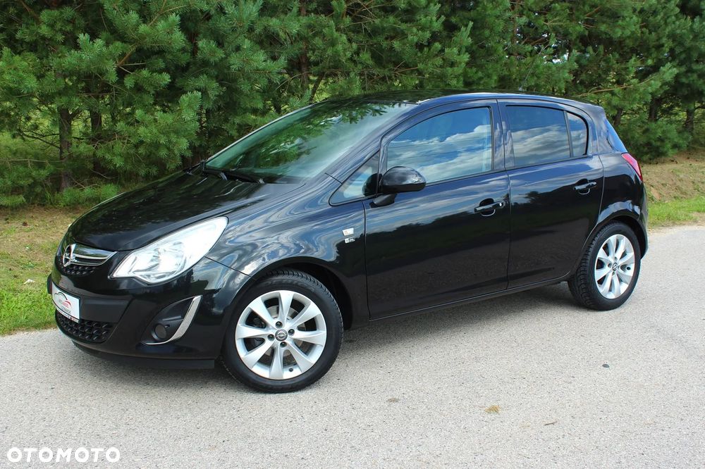 Opel Corsa 1.4 16V Innovation - 11