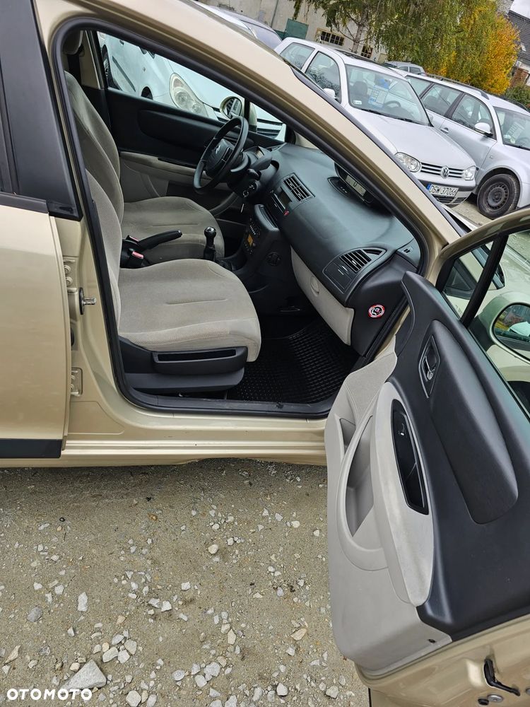 Citroën C4 - 9