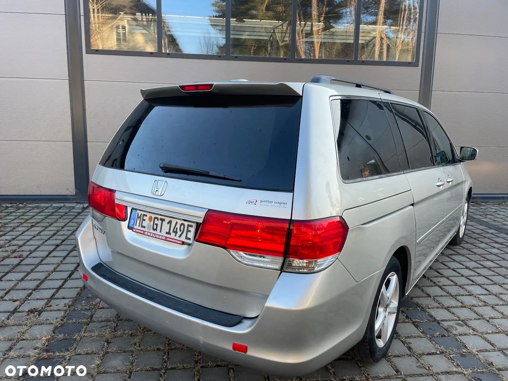 Honda Odyssey 3.5 LX - 24