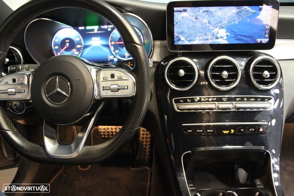 Mercedes-Benz C 300 de AMG Line - 9