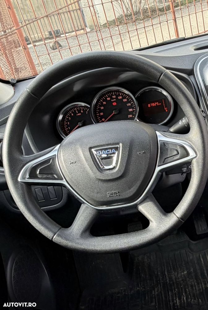 Dacia Logan 1.5 Blue dCi Laureate - 11