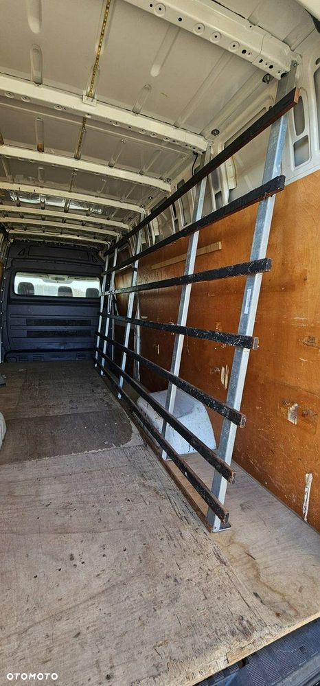 Volkswagen Crafter - 18
