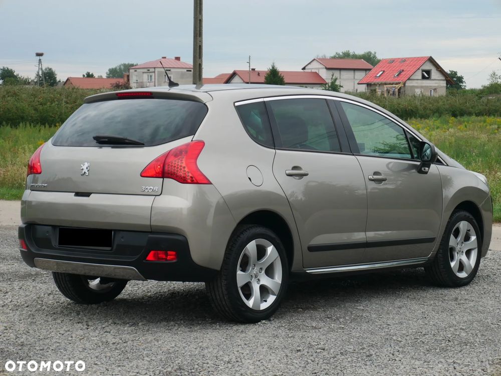 Peugeot 3008 1.6 HDi Premium - 11