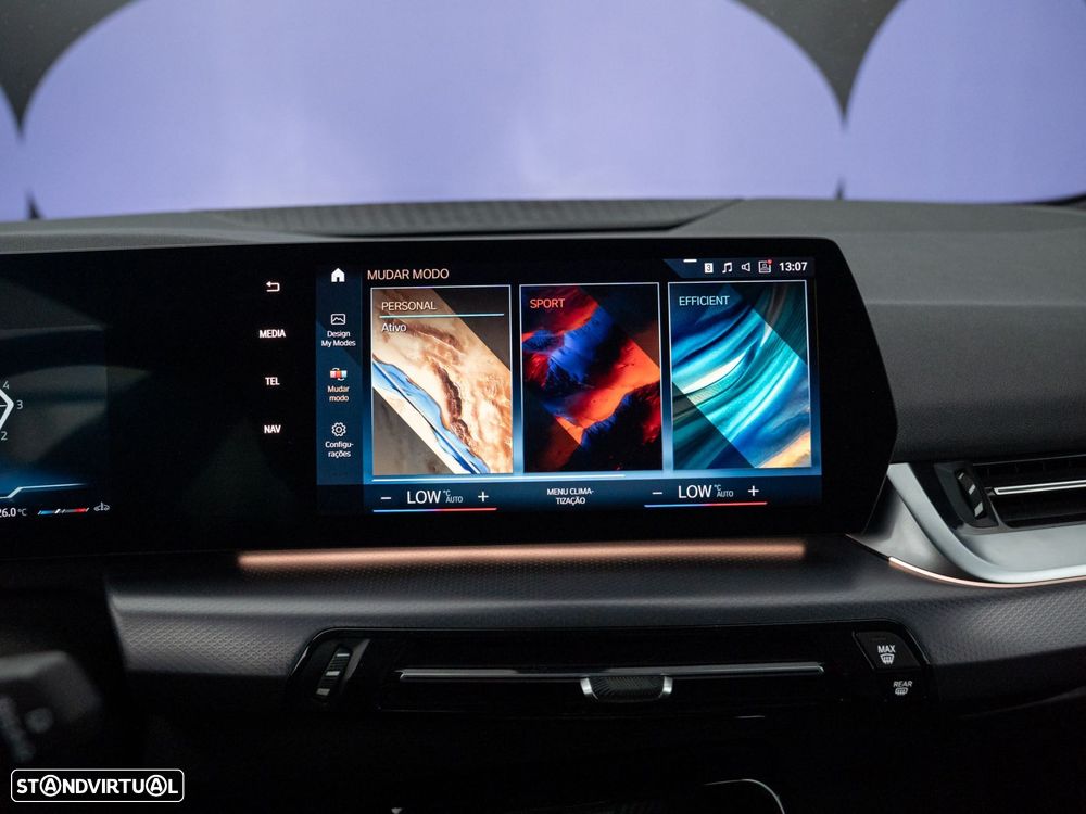 BMW 218 Active Tourer d Pack Desportivo M Auto - 30