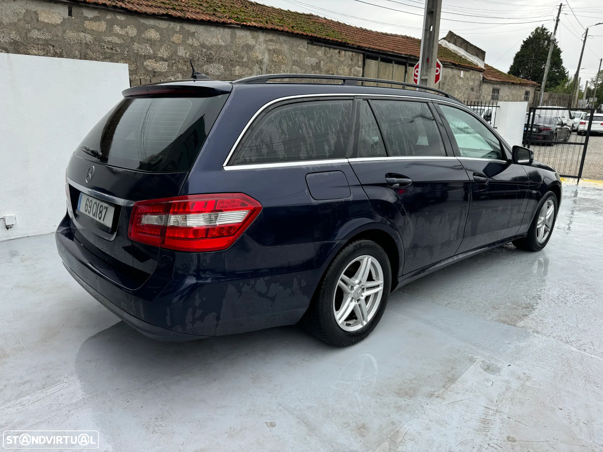 Mercedes-Benz E 200 BlueTEC Classic Auto - 6
