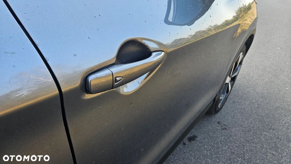 Nissan Qashqai 1.2 DIG-T Xtronic TEKNA+ - 24