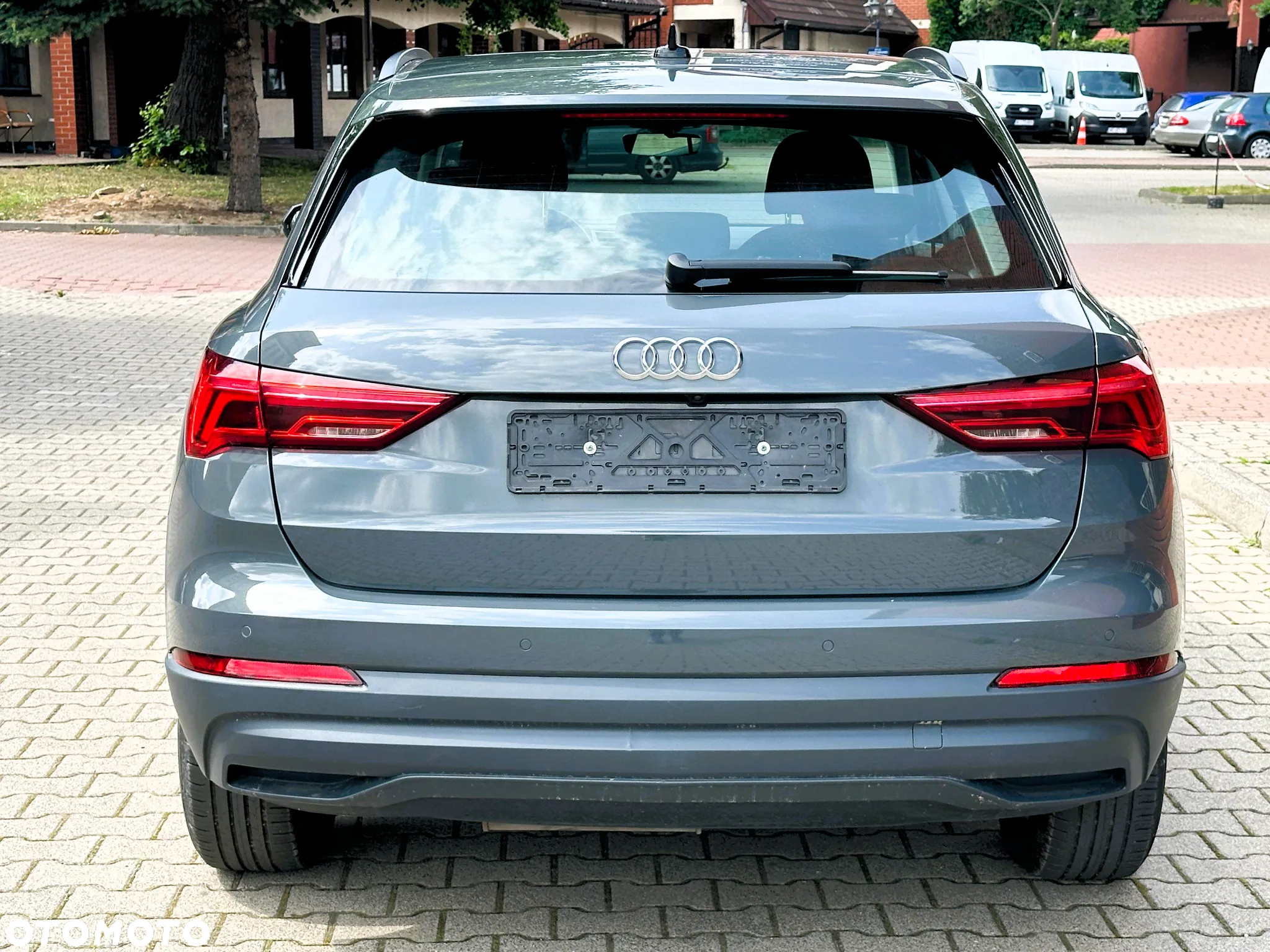 Audi Q3 2.0 TDI S tronic design - 6