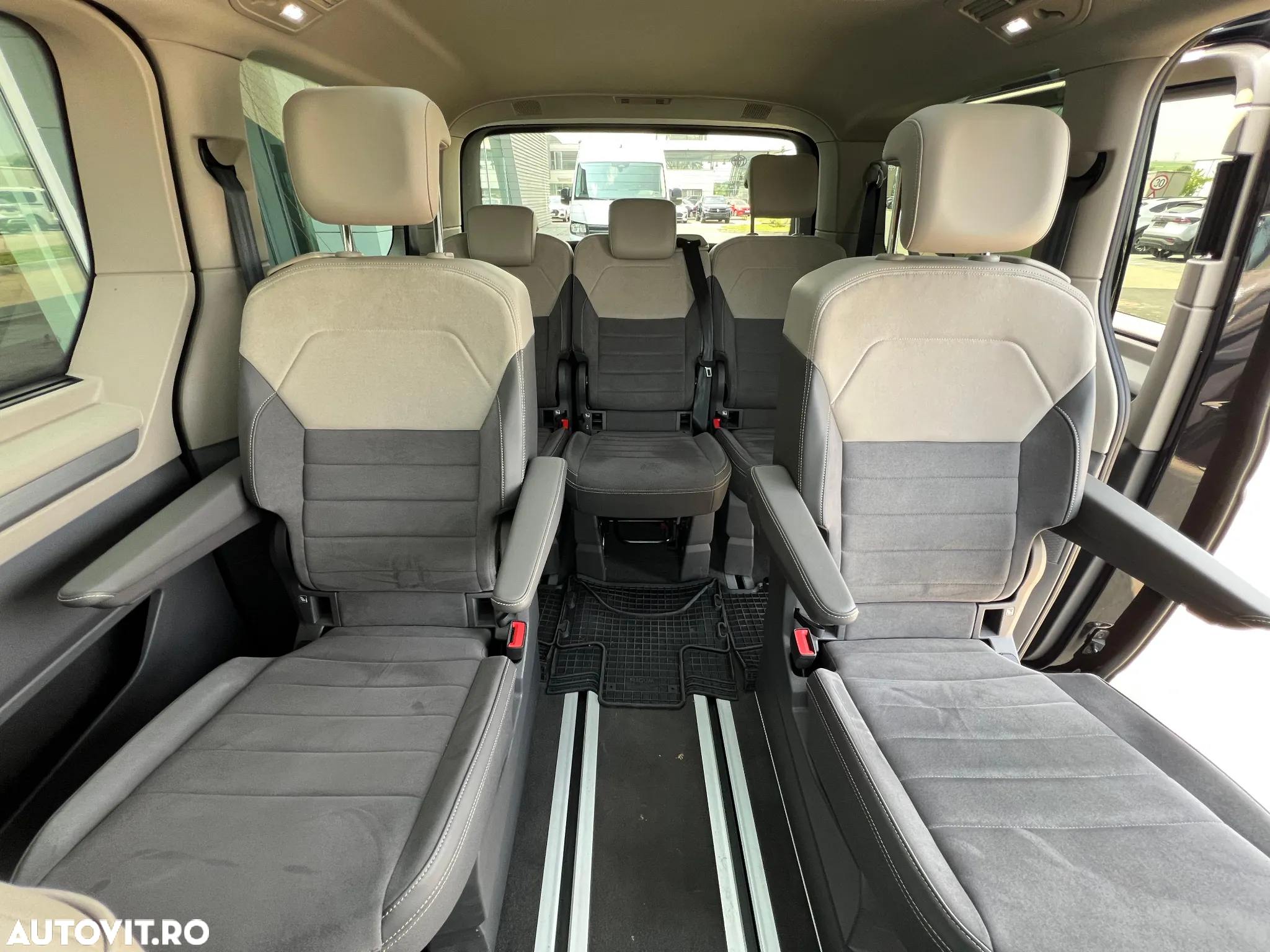 Volkswagen Multivan L 2.0 TSI DSG 150KW Style - 15