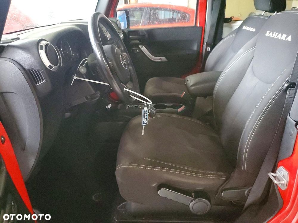 Jeep Wrangler 3.6 Sahara - 9