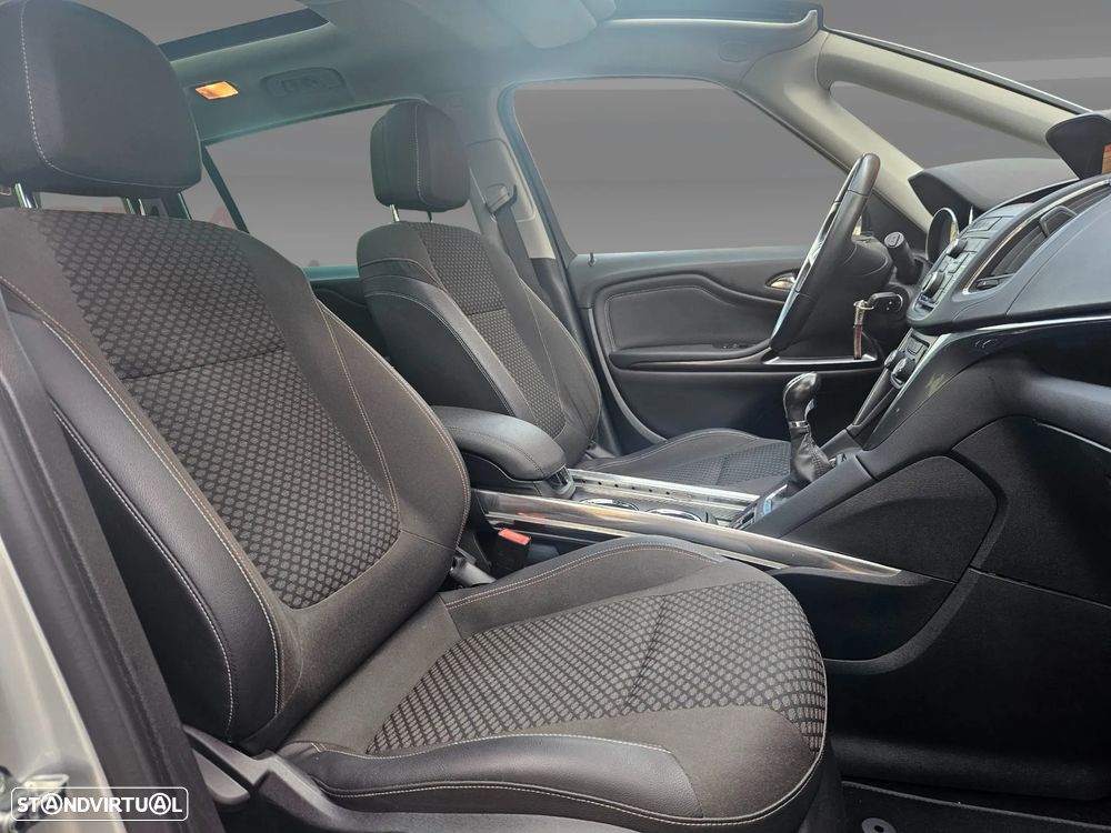 Opel Zafira 1.6 CDTi Cosmo - 42